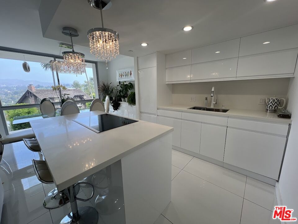 Residential Lease for rent at 201 Ocean Avenue 505P, Santa Monica, Los Angeles County CA featuring 1 bed and 1 bath