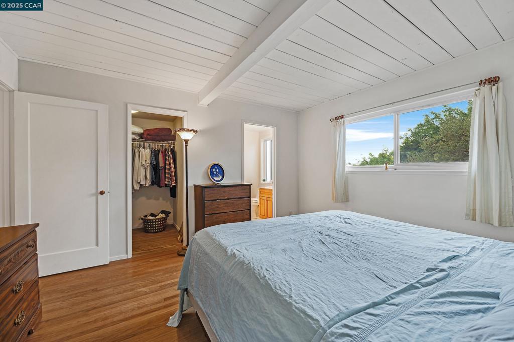 Residential for sale at 2868 2868 Avon Ave, Concord CA featuring 3 beds and 2 baths