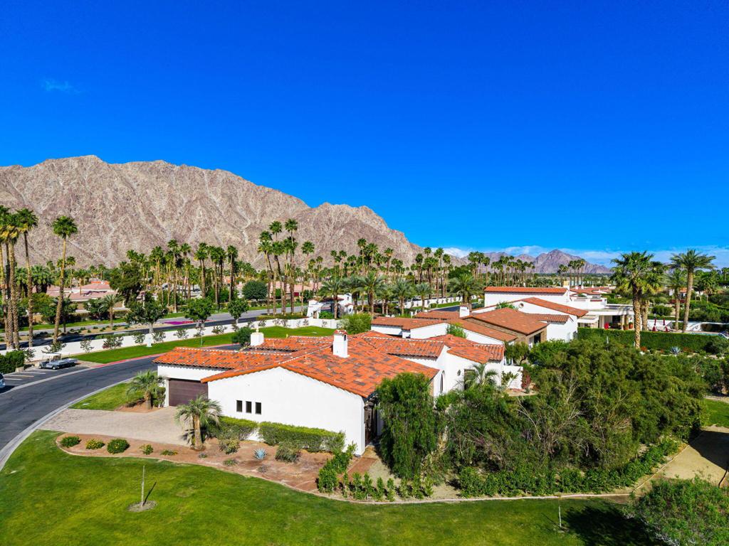 Residential for sale at 54125 E Residence Club Drive Drive 22-02, La Quinta CA featuring 3 beds and 4 baths