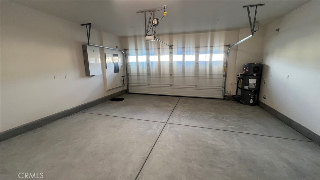 Residential Lease for rent at 10840 Pala Bells Street, Loma Linda CA featuring 3 beds and 3 baths