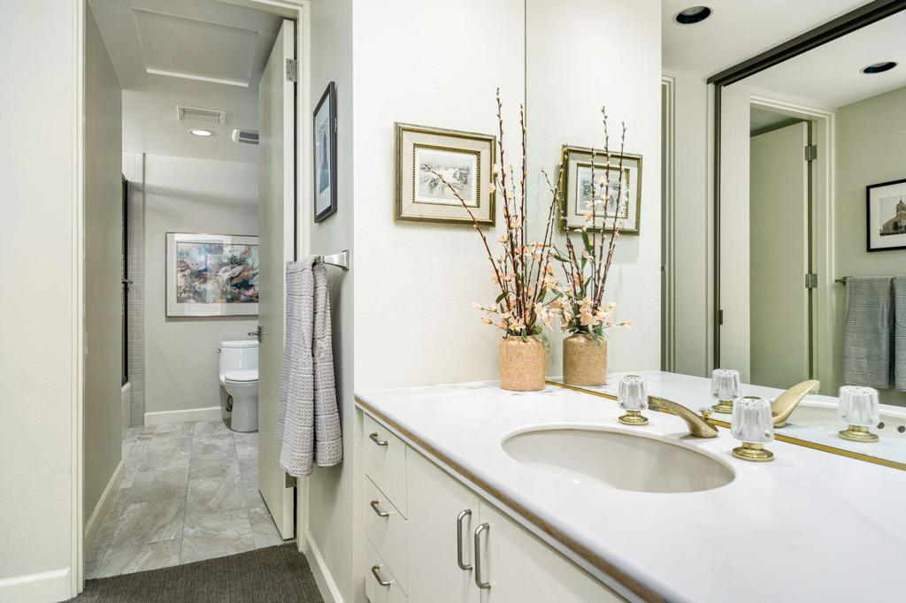 Residential for sale at 75653 Valle Vista Drive, Indian Wells CA featuring 3 beds and 3 baths