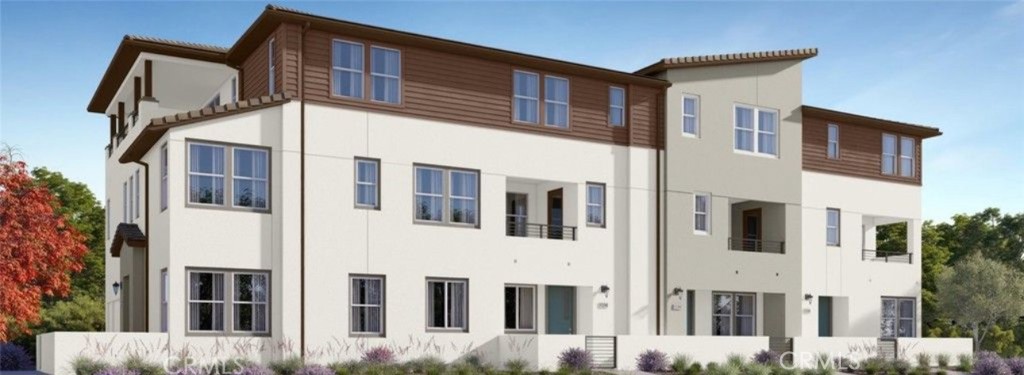 Residential Lease for rent at 1884 S UNION ST 43# 43, Anaheim CA featuring 4 beds and 4 baths