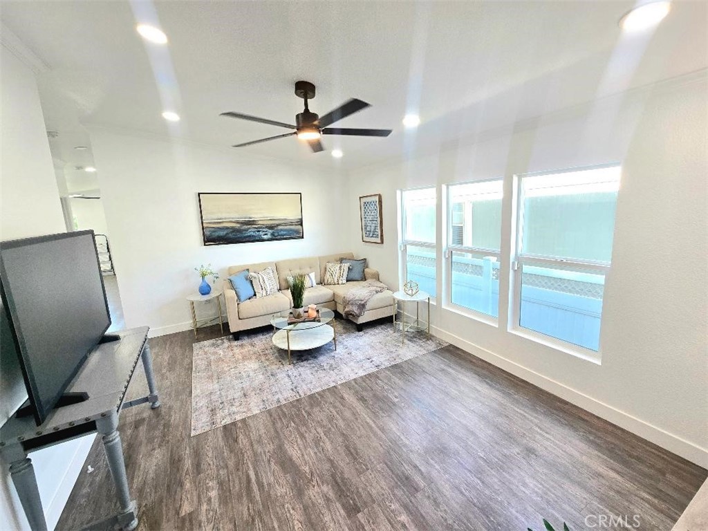 Manufactured In Park for sale at 21851 Newland St. 8, Huntington Beach CA featuring 3 beds and 2 baths