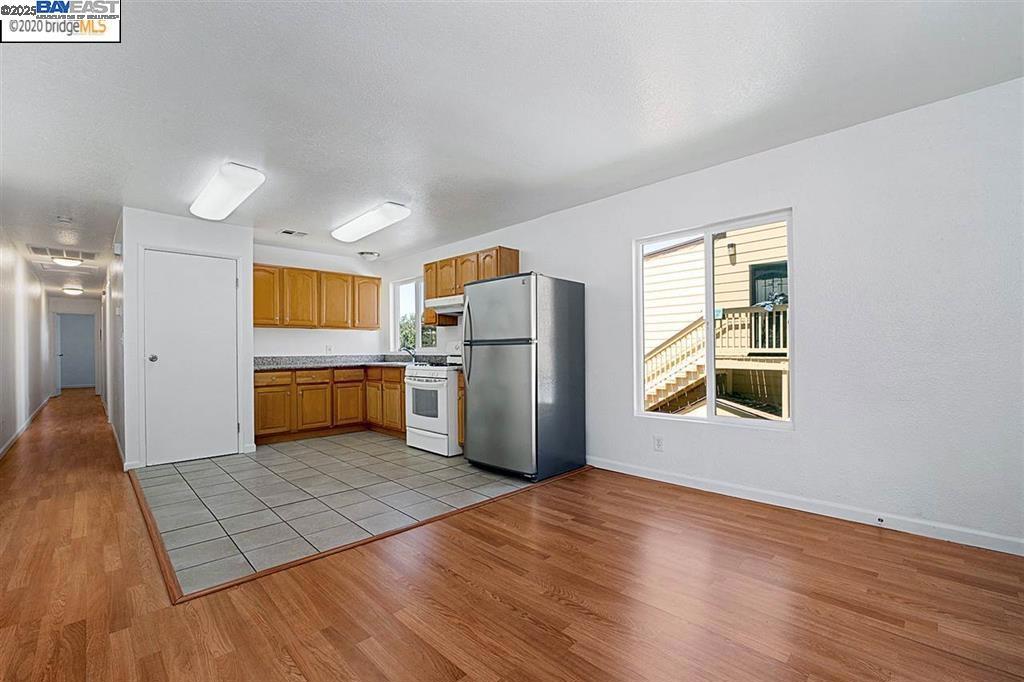 Residential for sale at 1547 23rd Ave., Oakland CA featuring 3 beds and 2 baths