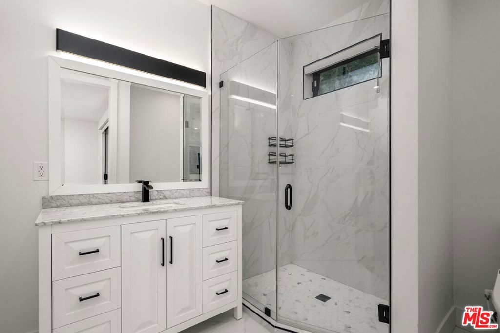 Residential Lease for rent at 621 Huntley Drive C, West Hollywood CA featuring 2 beds and 3 baths