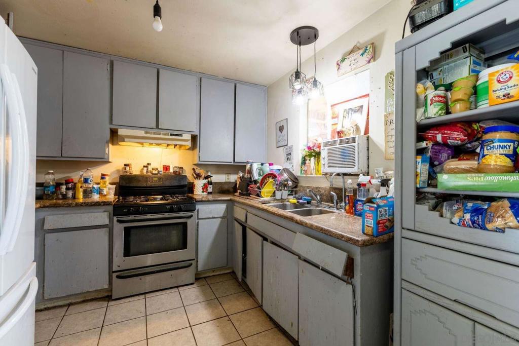 Residential for sale at 333 N Carlton Ave, Blythe CA featuring 4 beds and 2 baths