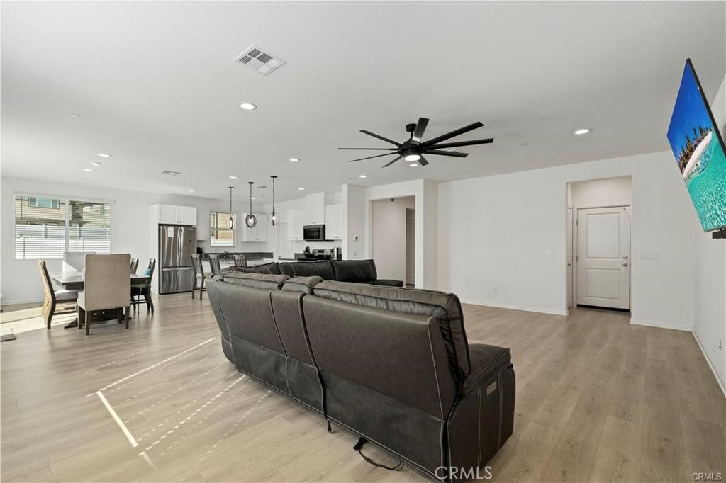 Residential Lease for rent at 36300 Firelight, Wildomar CA featuring 4 beds and 3 baths