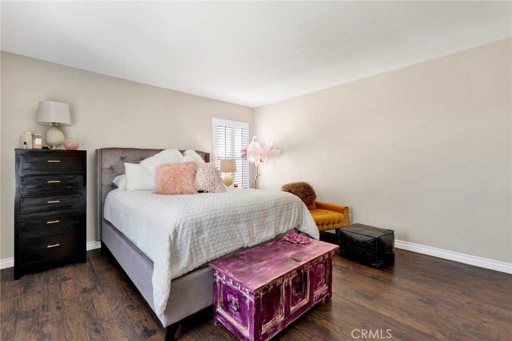 Residential for sale at 40427 Vereda Drive, Palmdale CA featuring 3 beds and 3 baths