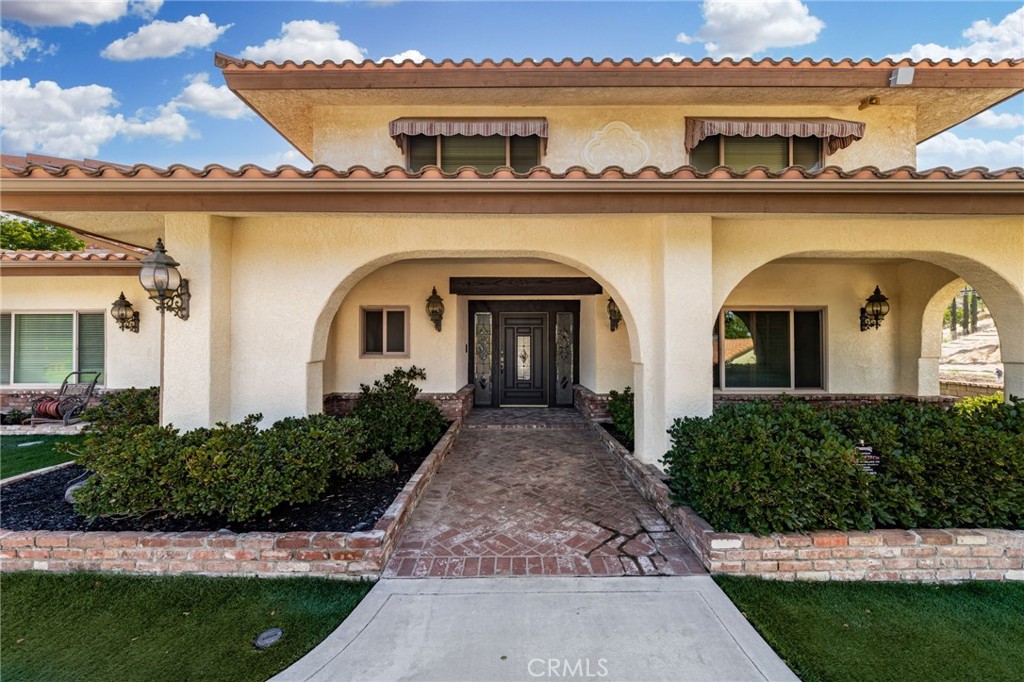 Residential for sale at 1922 Country Club Lane, Redlands CA featuring 5 beds and 6 baths