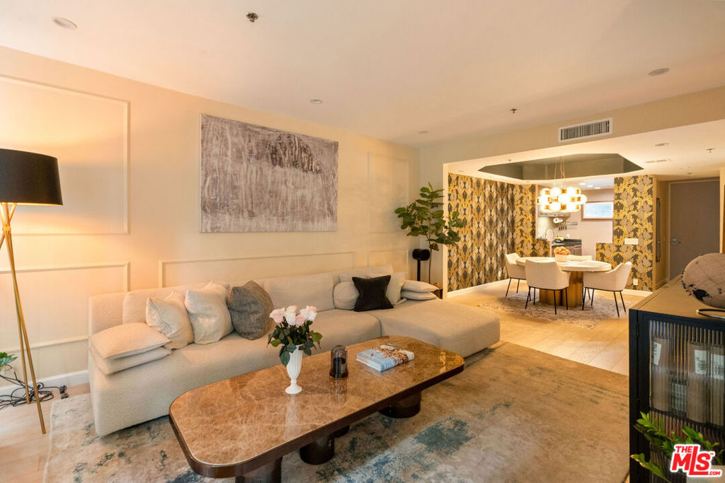 Residential for sale at 585 N Rossmore Avenue 407, Los Angeles CA featuring 1 bed and 1 bath