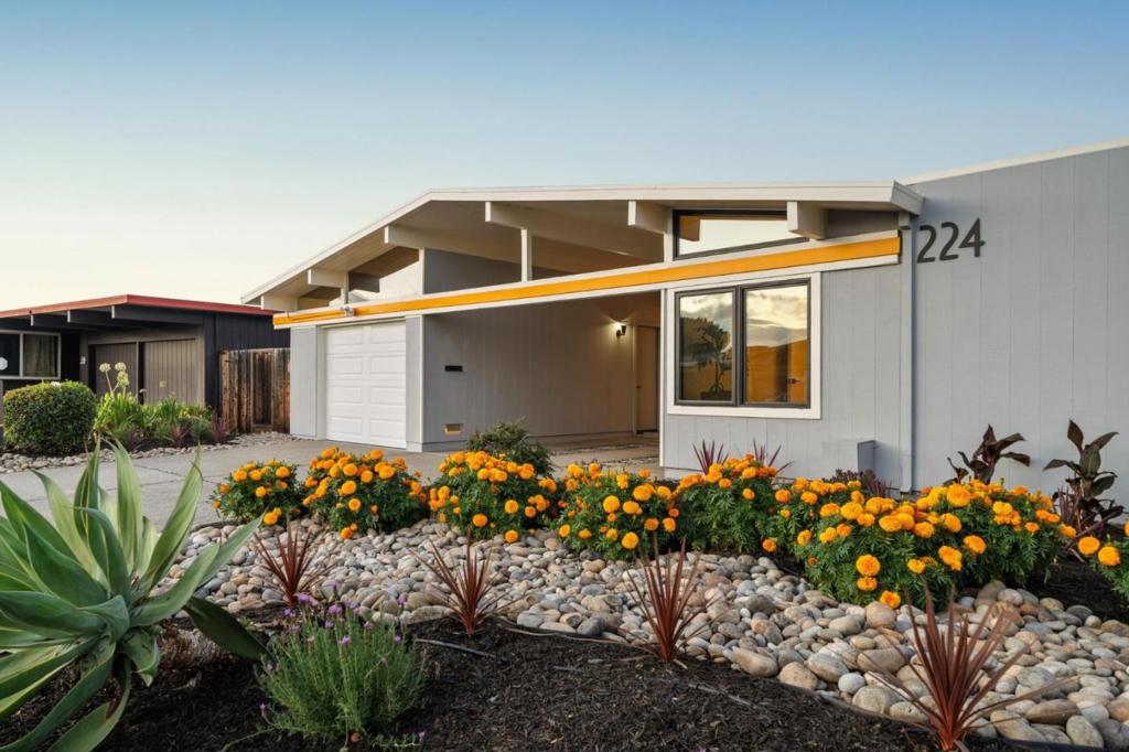 Residential for sale at 224 Loon Court, Foster City CA featuring 4 beds and 2 baths