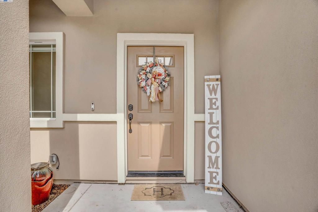 Residential for sale at 1409 St. Andrews Ln, Ione CA featuring 4 beds and 3 baths