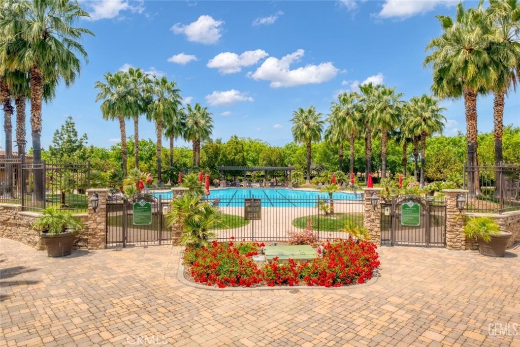 Residential for sale at 9903 Francois, Bakersfield CA featuring 2 beds and 2 baths