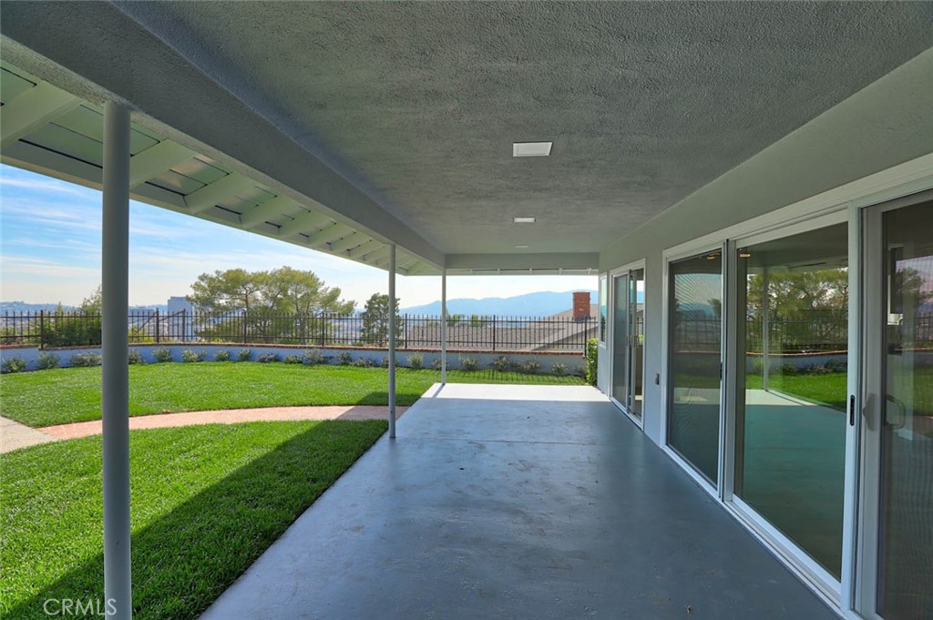 Residential Lease for rent at 1640 Cumberland, Glendale, Los Angeles County CA featuring 3 beds and 4 baths