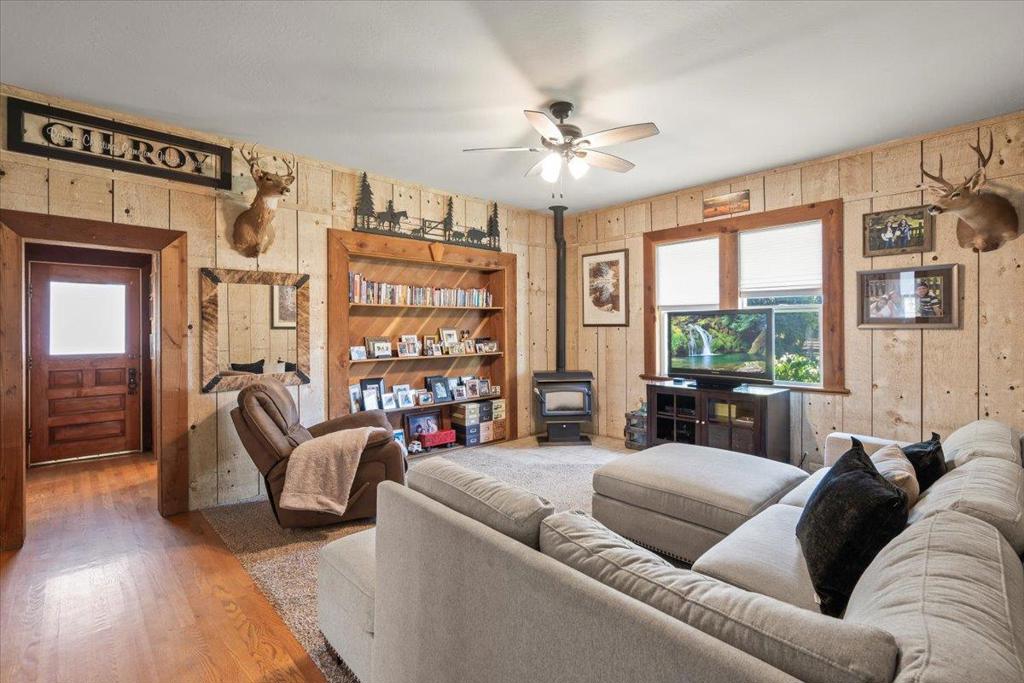 Residential for sale at 2675 Pacheco Pass Highway, Gilroy CA featuring 4 beds and 1 bath