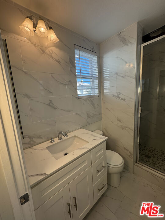 Residential for sale at 1236 Kendrick Court, Corona CA featuring 5 beds and 6 baths