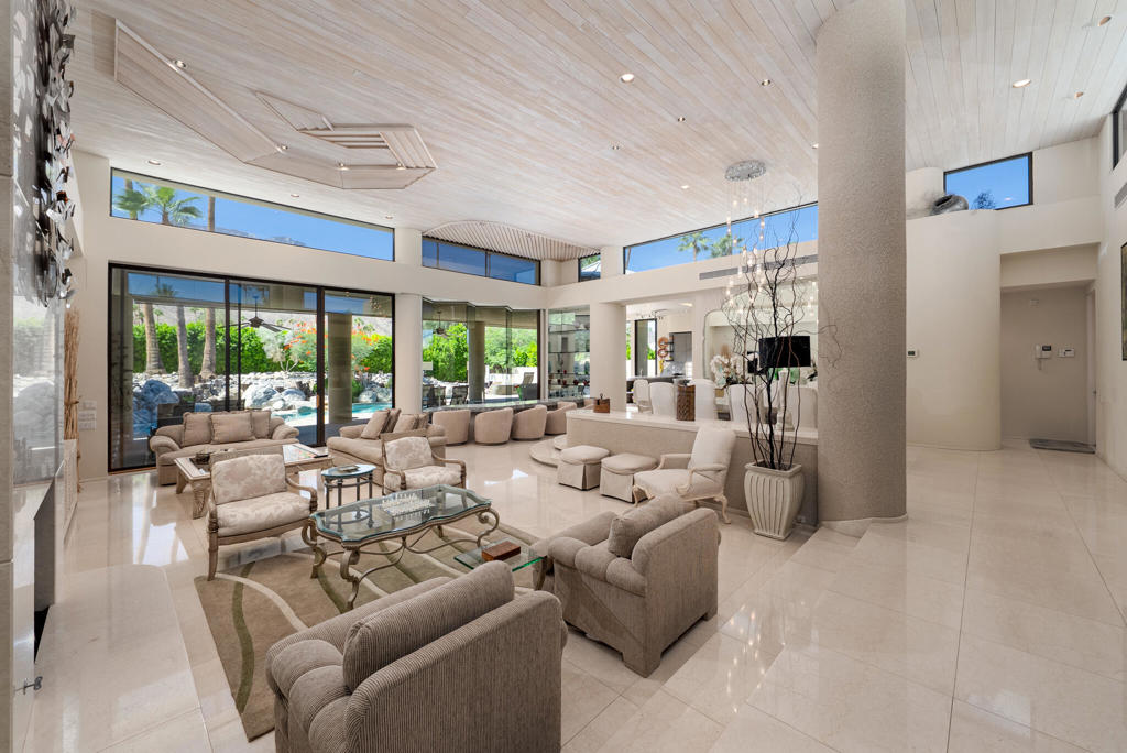 Residential for sale at 2331 S Caliente Drive, Palm Springs CA featuring 3 beds and 4 baths