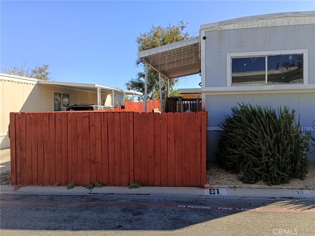 Manufactured In Park for sale at 1000 Windy Pass 61, Barstow CA featuring 3 beds and 2 baths