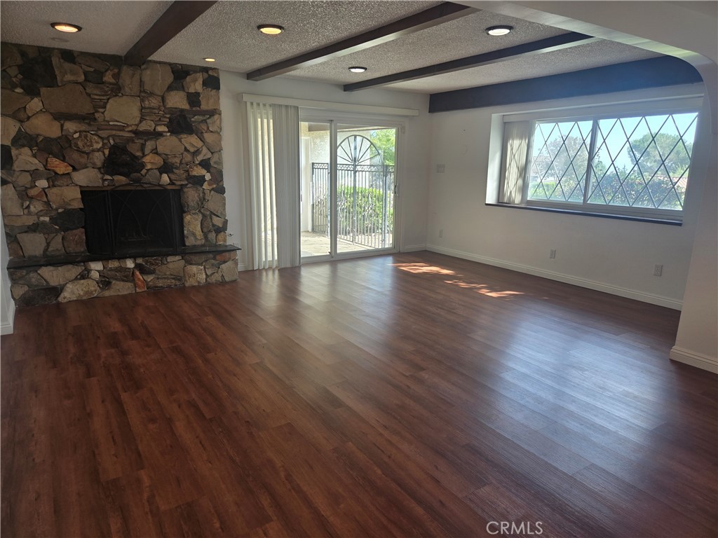 Residential Lease for rent at 9388 Valley View, Rancho Cucamonga CA featuring 4 beds and 3 baths