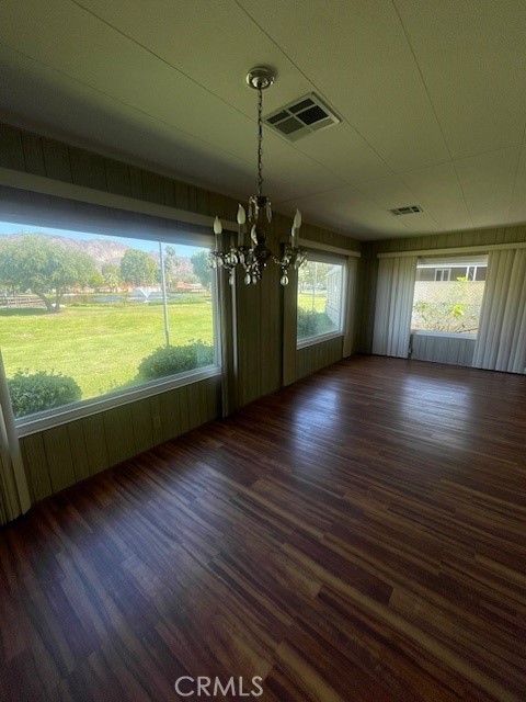Manufactured In Park for sale at 2230 Lake Park Drive 113, San Jacinto CA featuring 2 beds and 2 baths