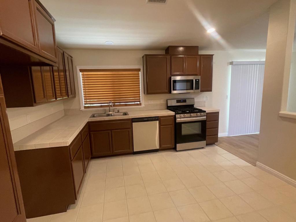 Residential Lease for rent at 30750 Avenida Juarez, Cathedral City CA featuring 4 beds and 2 baths