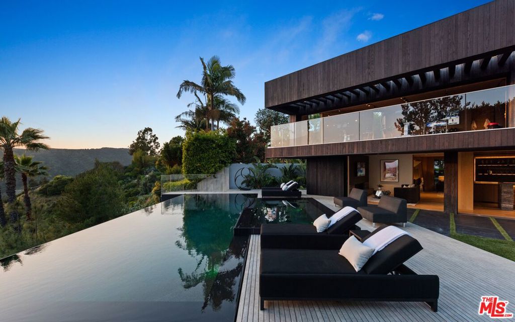 Residential for sale at 1663 Summitridge Drive, Beverly Hills CA featuring 5 beds and 6 baths