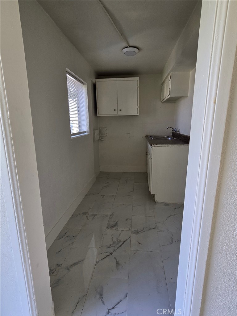 Residential Lease for rent at 12226 E Valley Boulevard, El Monte, Los Angeles County CA featuring 1 bed and 1 bath