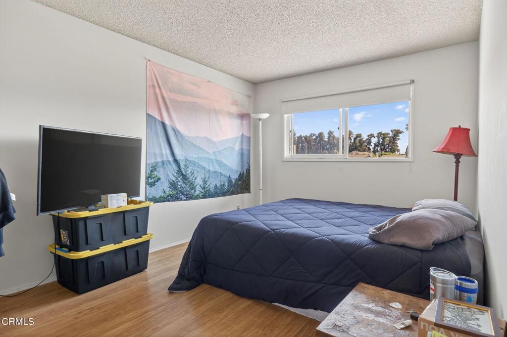 Residential for sale at 2833 Sailor Avenue, Ventura CA featuring 4 beds and 2 baths