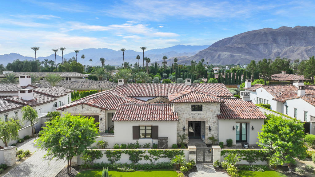 Residential for sale at 5 Via L'Antico, Rancho Mirage CA featuring 5 beds and 6 baths