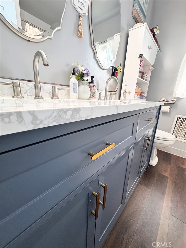 Residential for sale at 4558 N Mountain View, San Bernardino CA featuring 2 beds and 1 bath