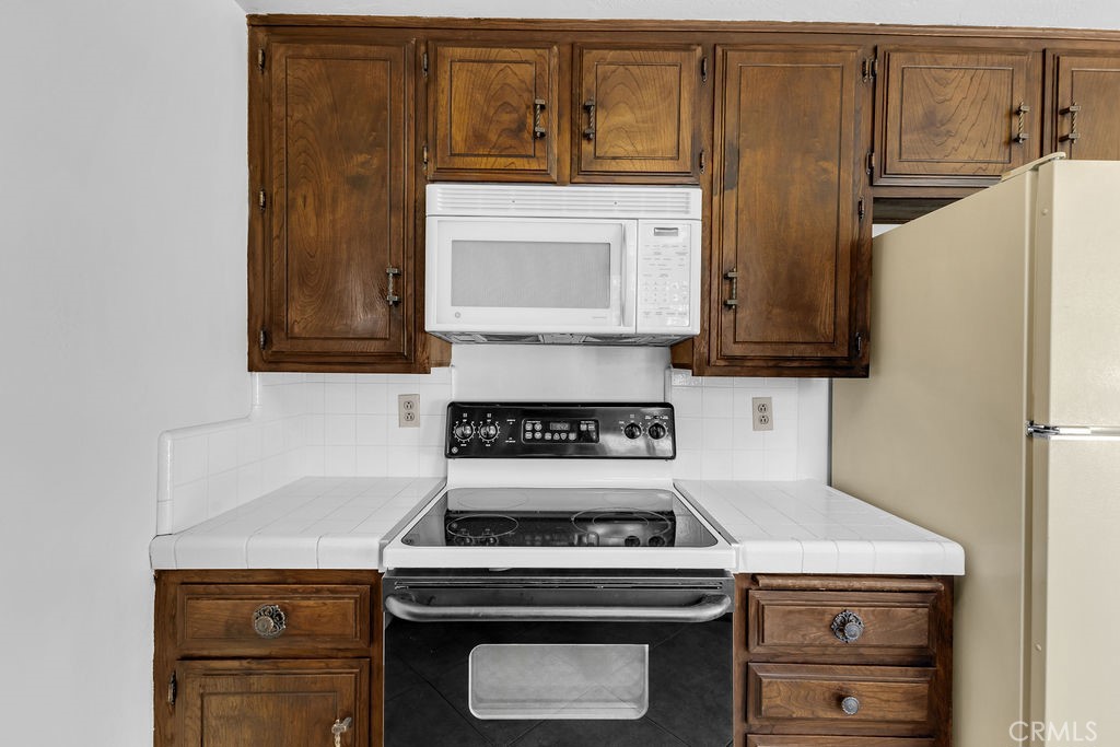 Residential for sale at 6938 La Habra Avenue, Yucca Valley CA featuring 3 beds and 2 baths