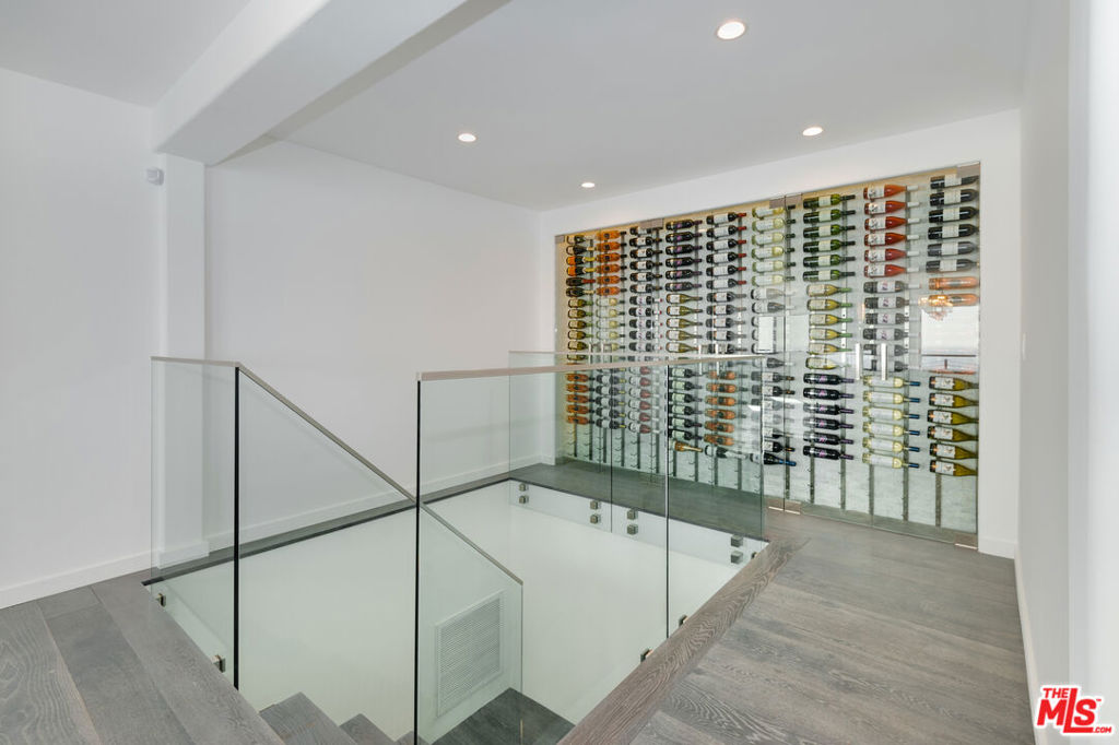 Residential Lease for rent at 19562 PACIFIC COAST Highway, Malibu CA featuring 3 beds and 3 baths