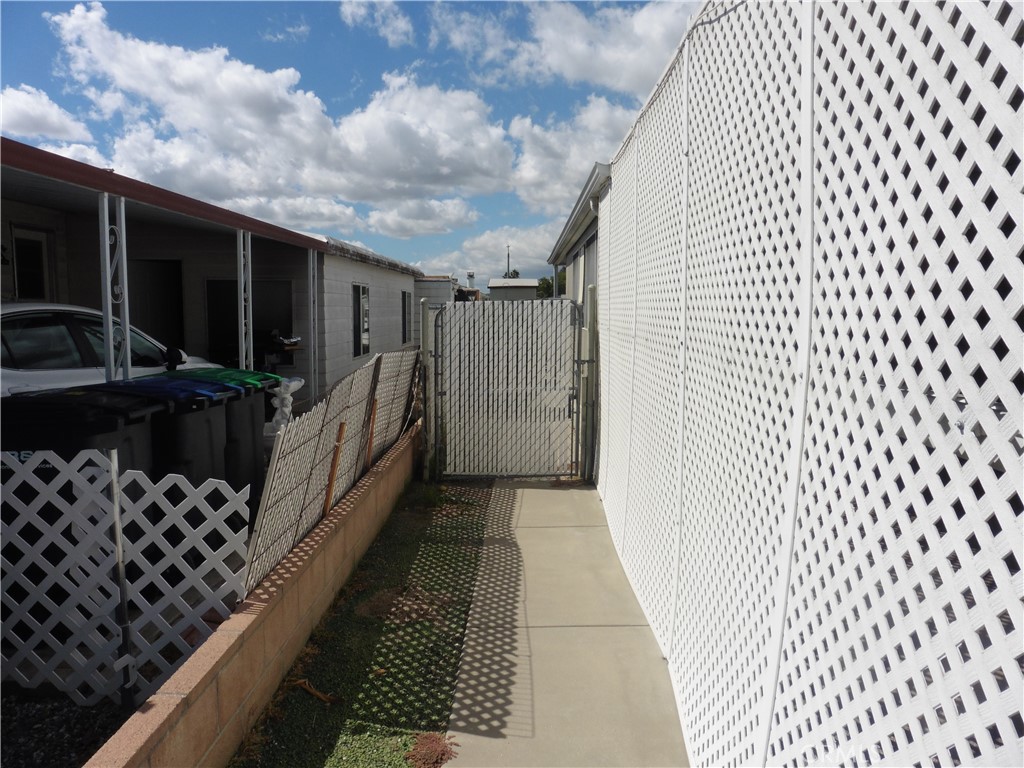 Residential for sale at 585 De Soto, Hemet CA featuring 2 beds and 2 baths