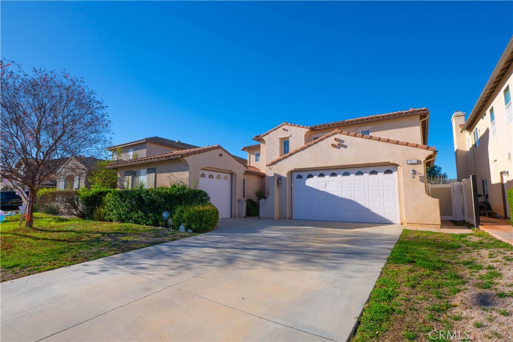 Residential for sale at 23633 Sycamore Creek, Murrieta CA featuring 6 beds and 5 baths
