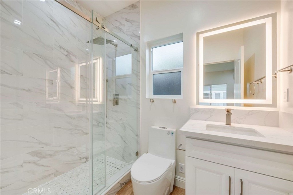 Residential Lease for rent at 6322 N Del Loma Avenue A, San Gabriel, Los Angeles County CA featuring 2 beds and 2 baths