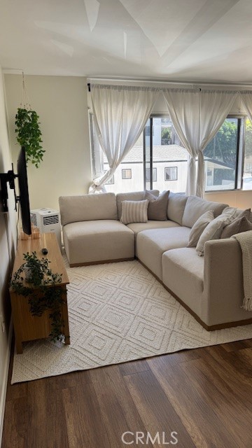 Residential Lease for rent at 250 Linden 204, Signal Hill CA featuring 2 beds and 2 baths