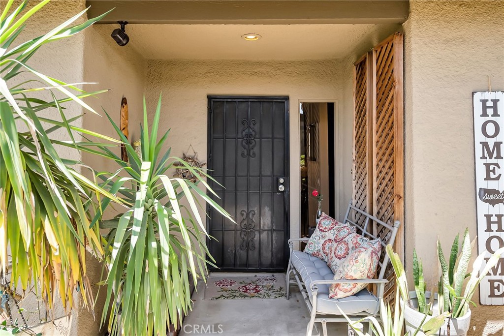 Residential for sale at 1186 Tiffany Circle N, Palm Springs CA featuring 3 beds and 2 baths