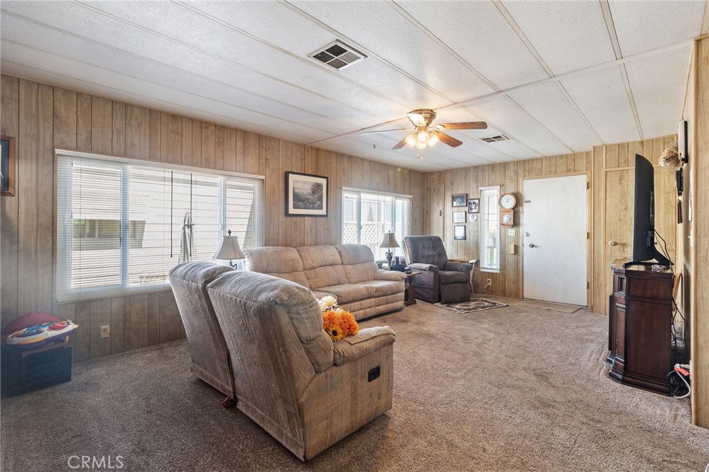 Manufactured In Park for sale at 2240 Golden Oak 94, Merced CA featuring 2 beds and 2 baths