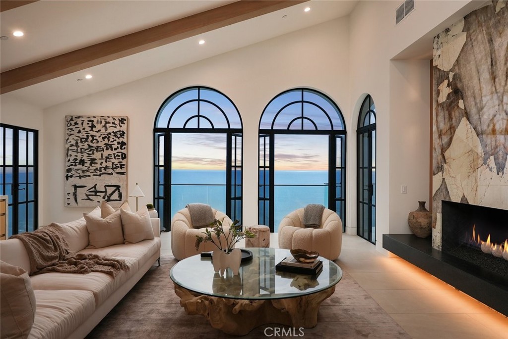 Residential Lease for rent at 32101 S Coast Hwy, Laguna Beach CA featuring 6 beds and 7 baths