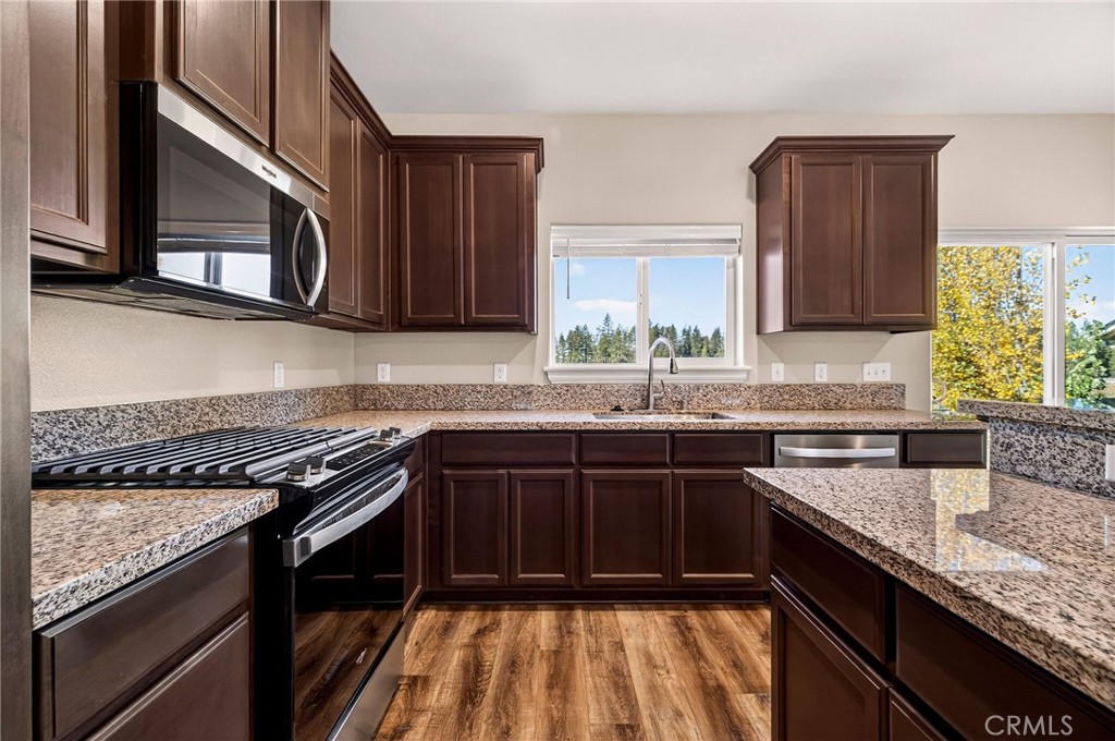 Residential for sale at 7083 Pentz Road, Paradise CA featuring 3 beds and 3 baths