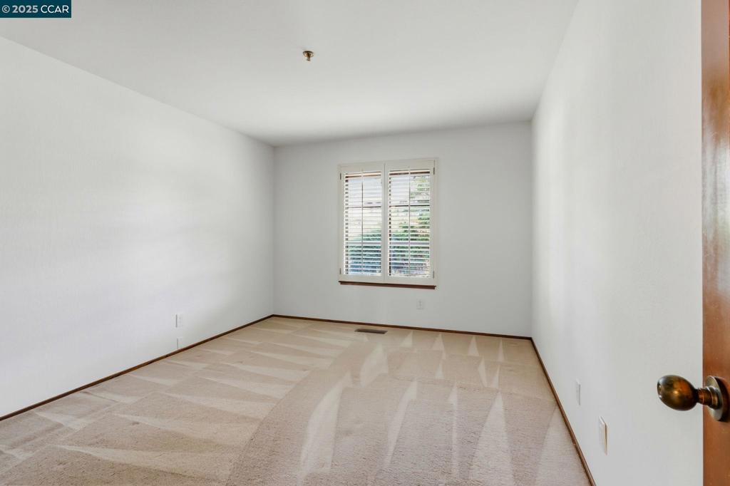 Residential Lease for rent at 3 Magee Ct, Moraga CA featuring 4 beds and 3 baths