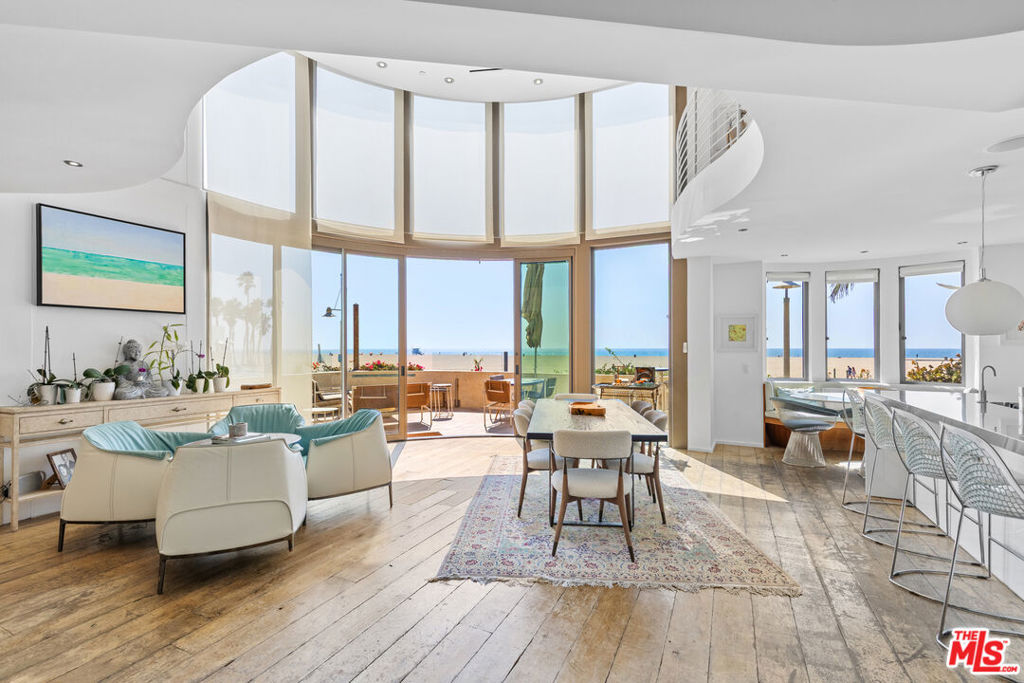 Residential Lease for rent at 11 Marine Terrace 1, Santa Monica CA featuring 3 beds and 4 baths