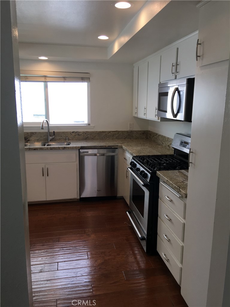 Residential Lease for rent at 26435 Via Sacramento, Dana Point CA featuring 2 beds and 2 baths