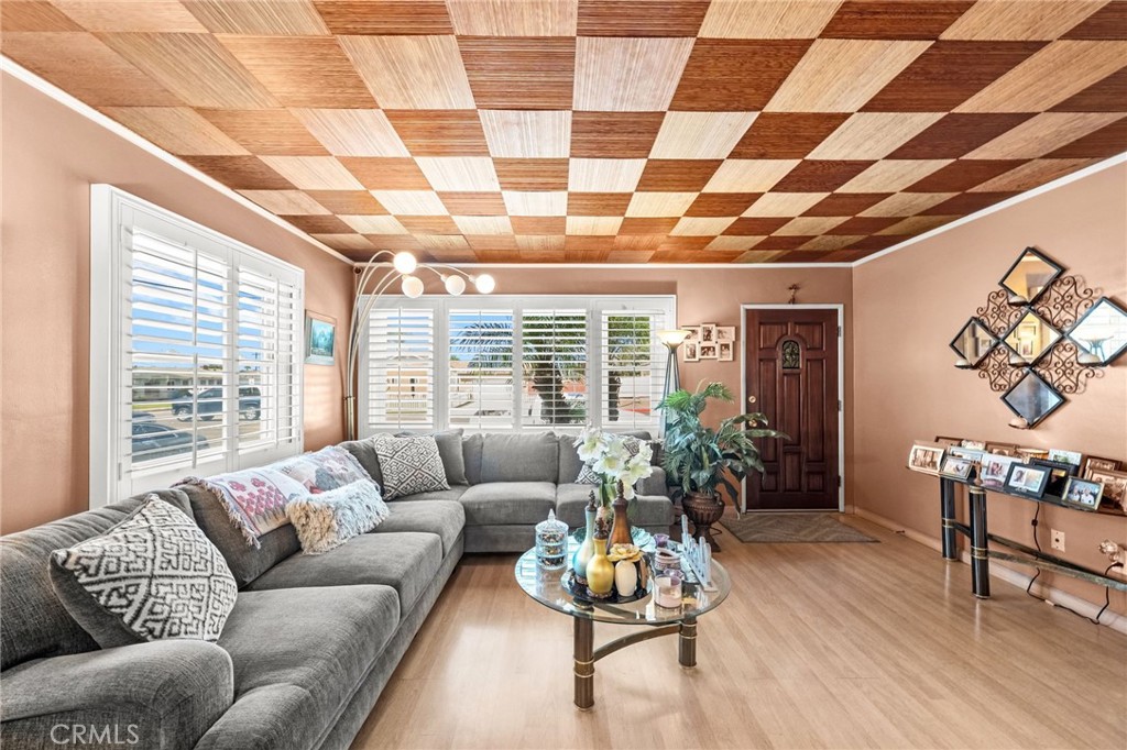 Residential for sale at 550 L, Chula Vista CA featuring 3 beds and 2 baths