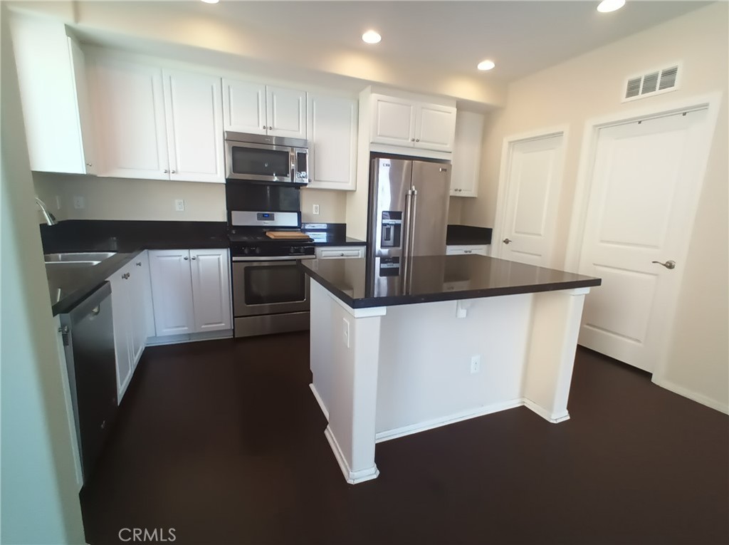 Residential Lease for rent at 126 Macintosh, Upland CA featuring 3 beds and 3 baths
