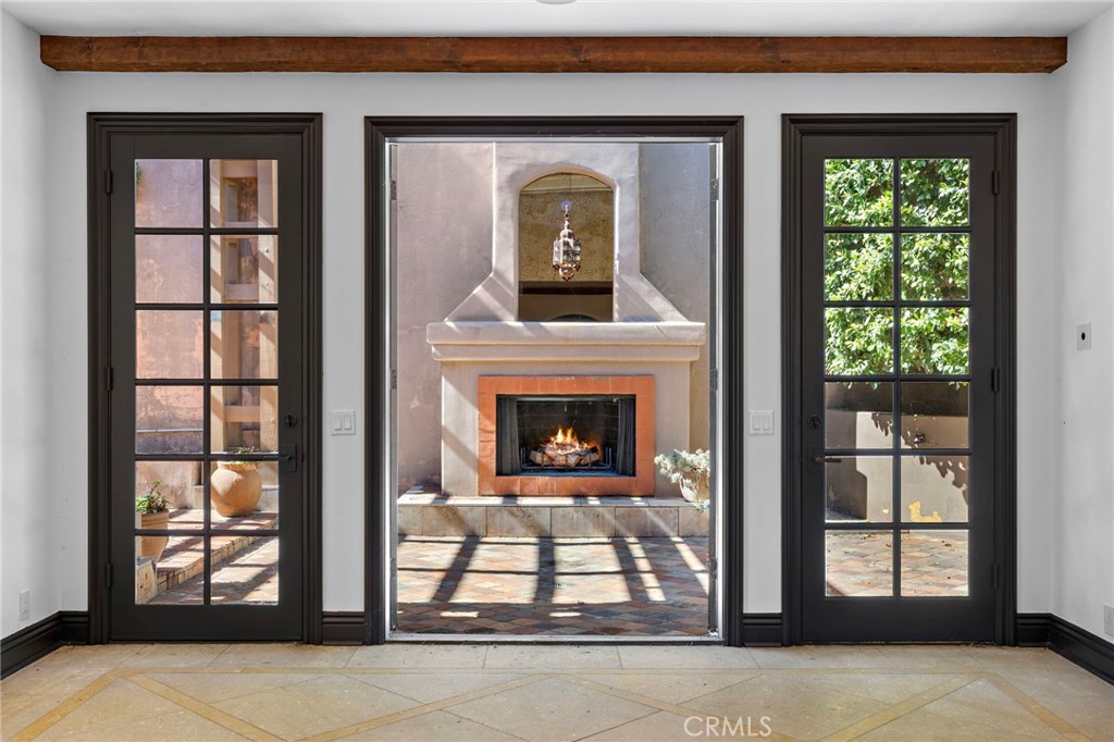 Residential Lease for rent at 1316 Beverly Grove Place, Beverly Hills CA featuring 5 beds and 8 baths