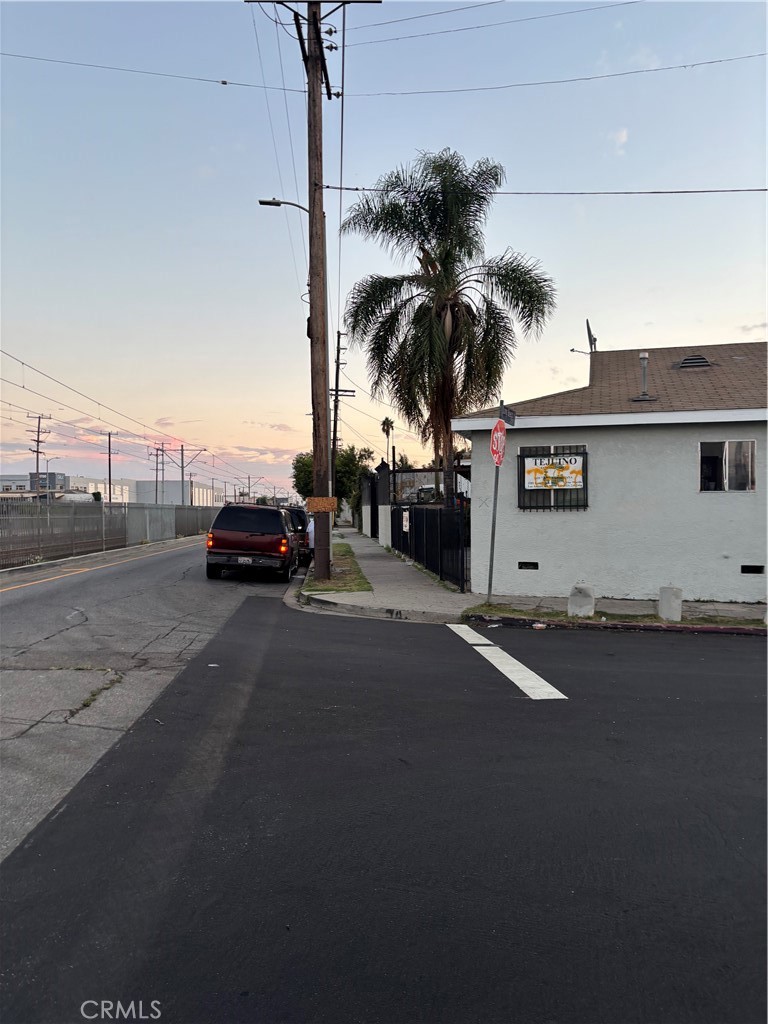 Residential Income for sale at 3201 3201 Long Beach, Vernon CA