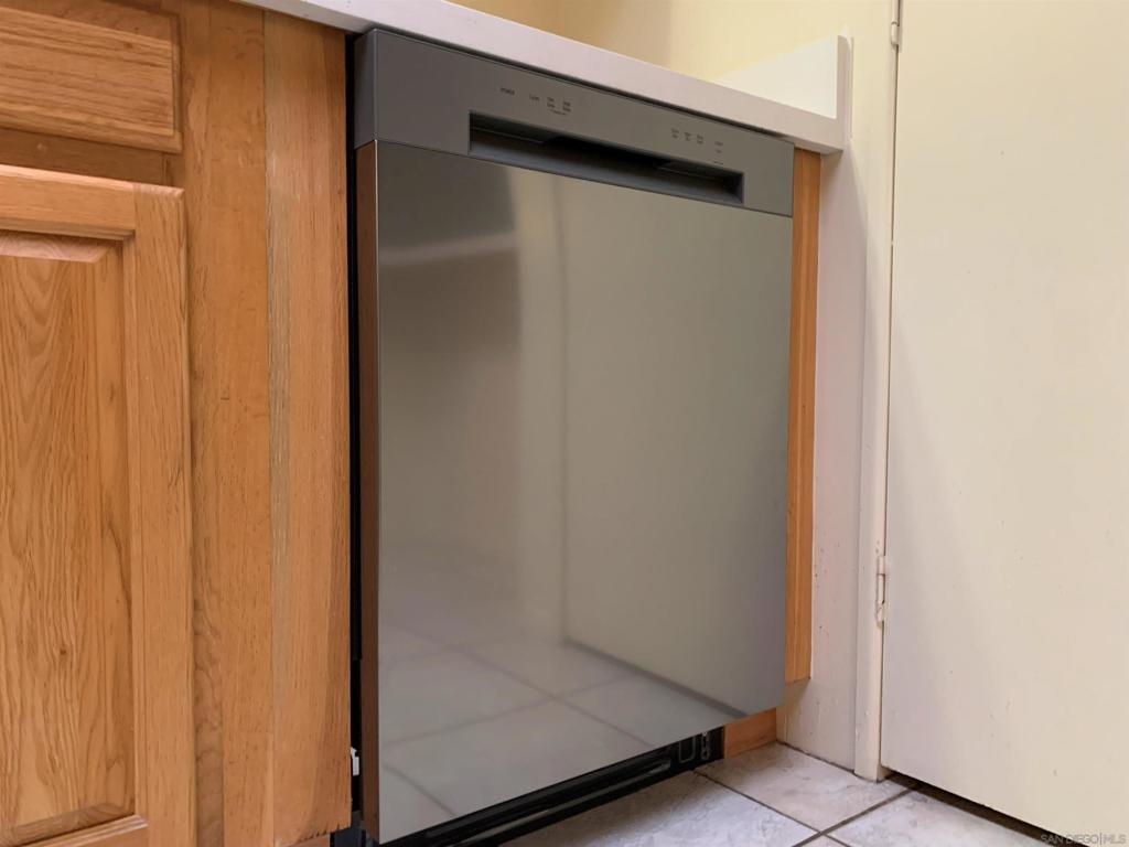 Manufactured In Park for sale at 1930 W San Marcos Blvd 127, San Marcos CA featuring 2 beds and 2 baths