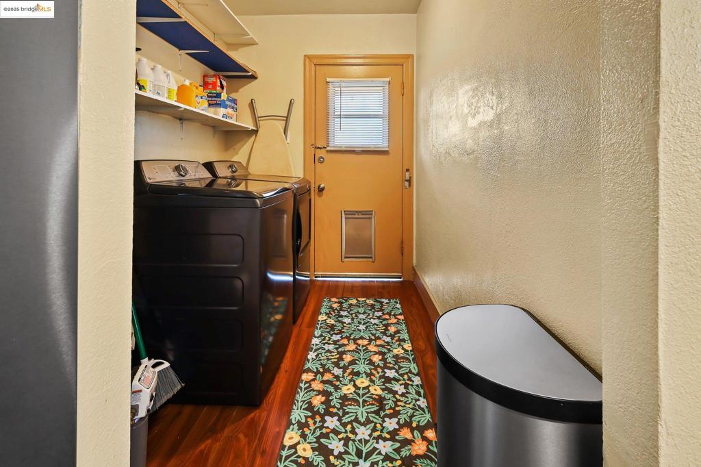 Residential for sale at 2527 84Th Ave, Oakland CA featuring 2 beds and 1 bath