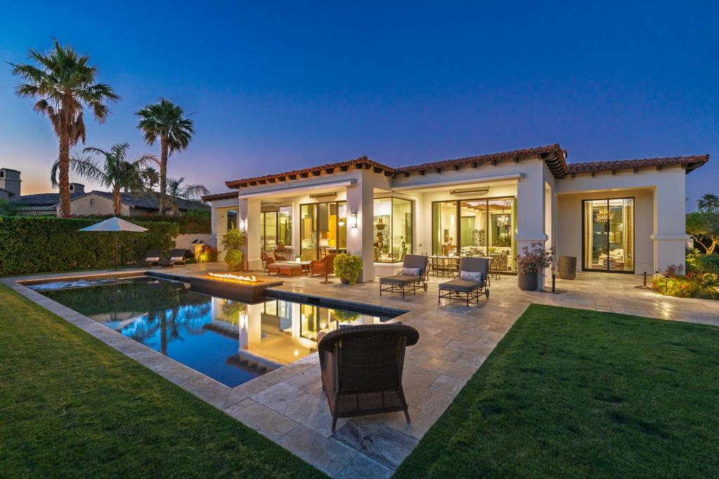 Residential for sale at 55375 Royal St George, La Quinta CA featuring 4 beds and 5 baths